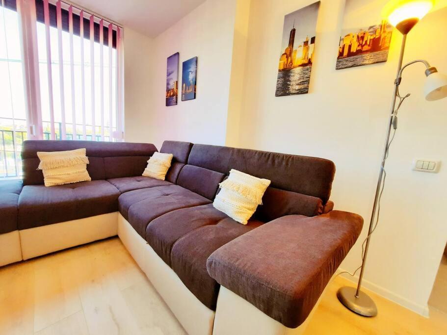 Beautiful Panoramic Central Apartment - City Of Mara Temesvár Kültér fotó